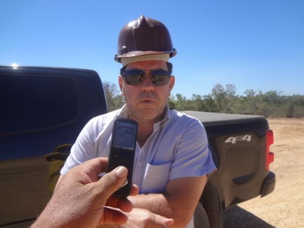 Engenheiro fala das obras em andamento no município de Floriano