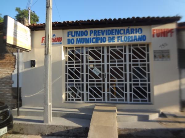 Novos conselheiros fiscais tomam posse do Fundo de Previd&ecirc;ncia. (Imagem:FlorianoNews)