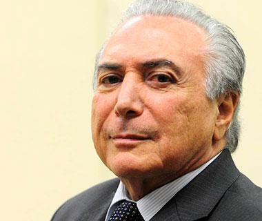 Deputados rejeitam segunda denúncia contra Temer na CCJ