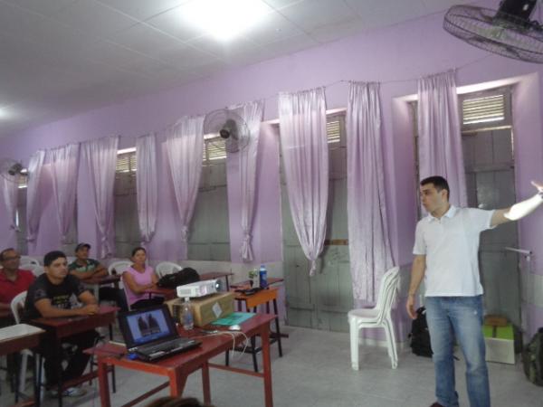 Professores de Educação Física participam de qualificação