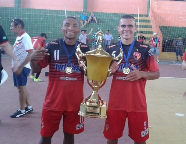 Campe&otilde;es com o Caju&iacute;na, Fabinho e Idelvando deixam a equipe.(Imagem:Reprodu&ccedil;&atilde;o/Facebook)