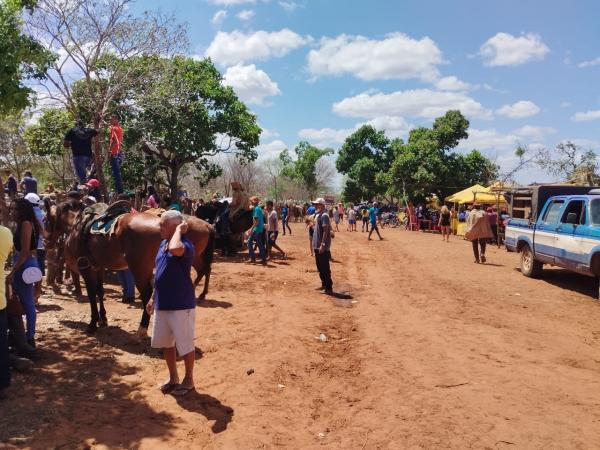 Policiamento preventivo e repressivo garante seguran&ccedil;a nas festividades de vaquejada no povoado Amolar.(Imagem:Divulga&ccedil;&atilde;o)