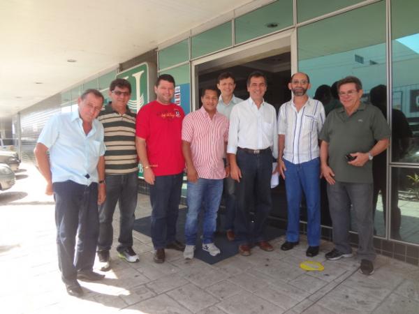 Superintendente da Codevasf visitou obras de esgotamento sanitário em Floriano