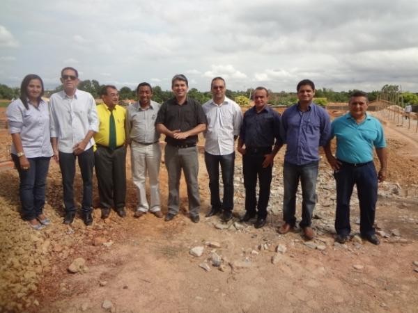 Iniciaram as obras da Unidade de Pronto Atendimento de Floriano
