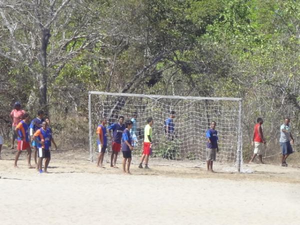 Manh&atilde; esportiva realizada no bairro Melad&atilde;o.(Imagem:FlorianoNews)