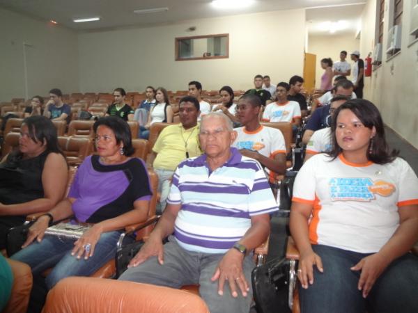 Alunos de Floriano s&atilde;o premiados na etapa regional do Desafio Sebrae.(Imagem:FlorianoNews)