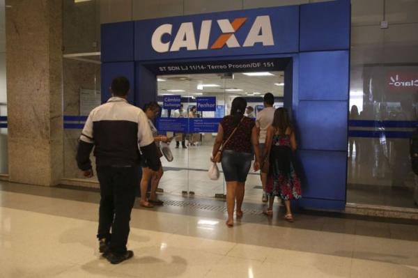 Caixa inicia na quinta pagamento do PIS para nascidos em março e abril