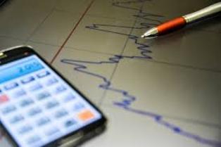 Com paralisação, serviços recuam 3,8% em maio e têm pior queda mensal desde 2011
