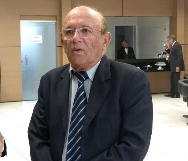 Firmino vai se reunir com PSDB para definir chapa proporcional, diz Edson Melo