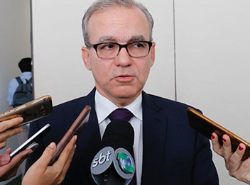 Firmino diz que PSDB vai intensificar discussões sobre vice de Luciano