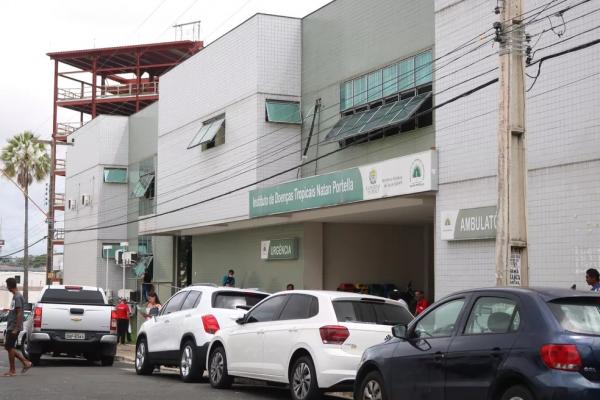 Hospital Natan Portella, em Teresina, reabre leitos exclusivos para Covid após aumento de casos