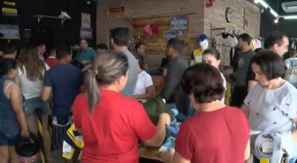 Movimento no comércio aumenta na véspera do Natal em Teresina