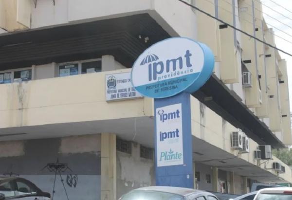 IPMT suspende pagamento dos servidores que não fizeram prova de vida