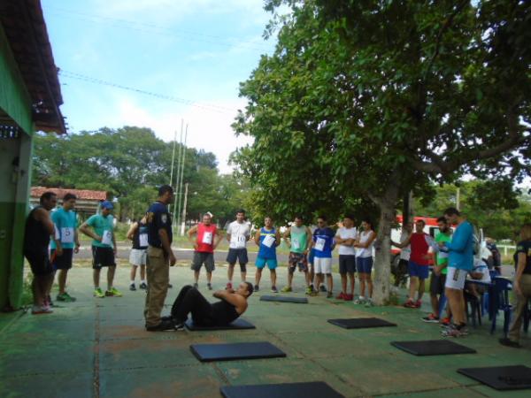 Efetivo da PRF participa de Teste de Aptid&atilde;o F&iacute;sica em Floriano.(Imagem:FlorianoNews)