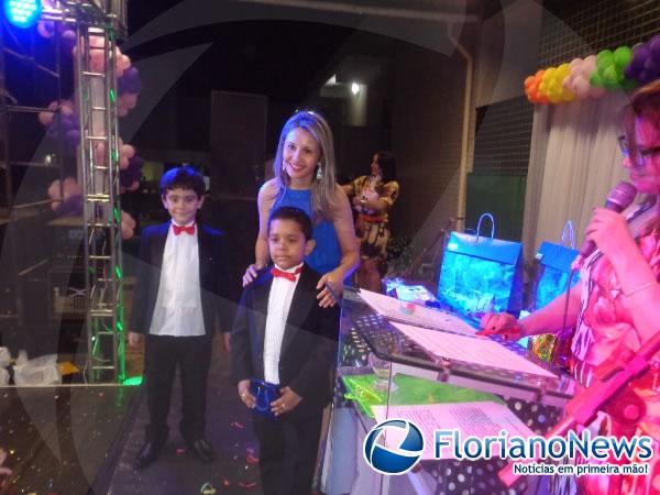  Escola Pequeno Pr&iacute;ncipe realiza formatura de alunos do 1&ordm; ano.(Imagem:FlorianoNews)