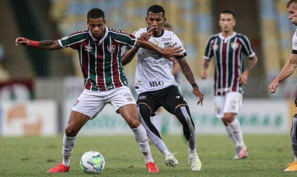 Fluminense e Ceará se enfrentam nesta segunda de Carnaval