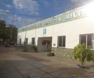Plantão da PM registra três furtos a residência no feriado da Independência