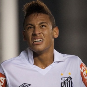 Treinadores blindam Neymar e isentam atleta de polêmicas antes do clássico