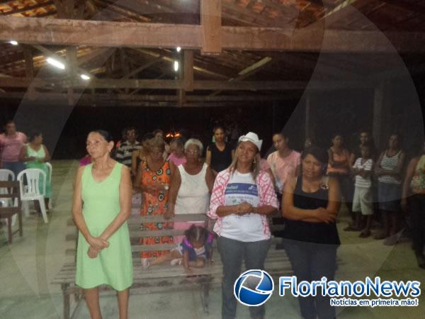 Festejo de Nossa Senhora dos Rem&eacute;dios &eacute; encerrado no bairro Melad&atilde;o.(Imagem:FlorianoNews)