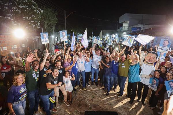  Ismael Silva relembra trabalho de Ciro Nogueira por Teresina durante grande reuni&atilde;o na Santa Maria(Imagem:Ascom)