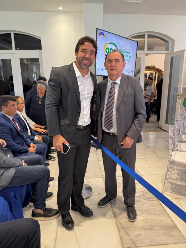 Deputado Marden Menezes refor&ccedil;a parceria com o prefeito Ant&ocirc;nio Reis no lan&ccedil;amento do OPA.(Imagem:Danny Oliveira )