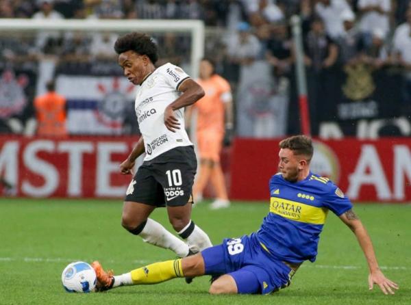 Corinthians solicita à Conmebol punição ao Boca Juniors por racismo