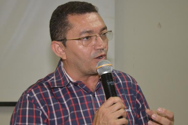 Padre Walmir (Imagem:Jos&eacute; Maria Barros/GP1)