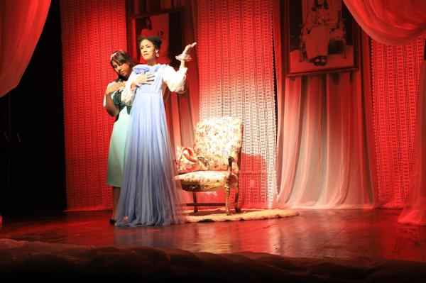 Entrega de troféu encerra 12º Festival Nacional de Teatro do Piauí(Imagem:Divulgação/Grupo Escalet)