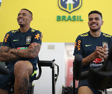 Para não "estourar" jogadores, seleção fica sem partida de despedida no Brasil