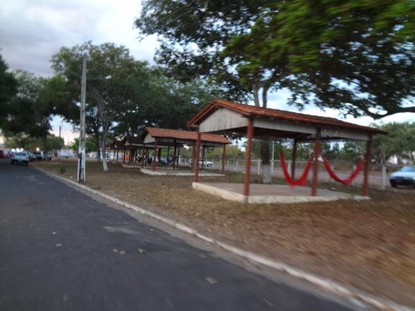 Será realizado dia 1º de Maio o leilão das barracas da Exposição de Floriano