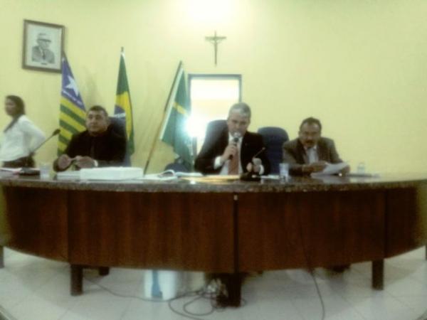 Câmara Municipal aprova projeto que atualiza valor de imóveis de Floriano.(Imagem:FlorianoNews)