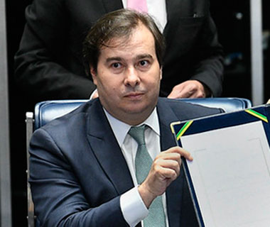 Reforma tributária pode sair em março, diz Rodrigo Maia