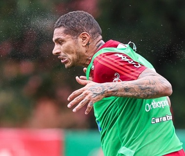 Inter não descarta fazer proposta para contratar Guerrero