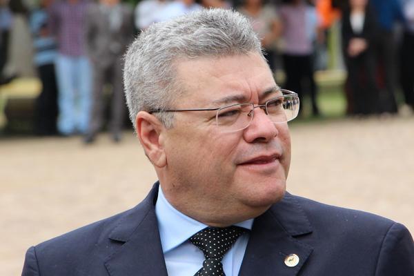 TRE vai julgar ação que pode cassar deputado Edson Ferreira