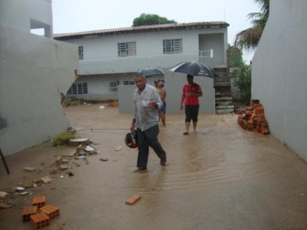 Igreja Evangelica destruida(Imagem:reda&ccedil;&atilde;o)
