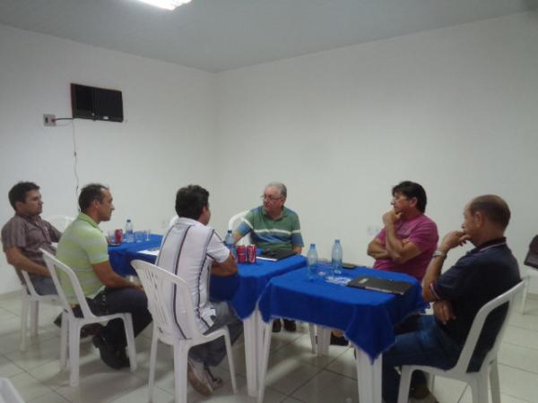 Reunião define a data de lançamento do Bloco Furacão 2015