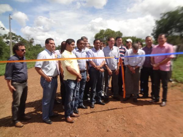 Entrega de recuperação da estrada do povoado Amolar