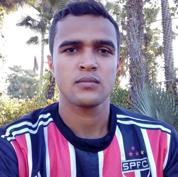 Motociclista morre ao colidir com vaca na BR-230 em Barão de Grajaú