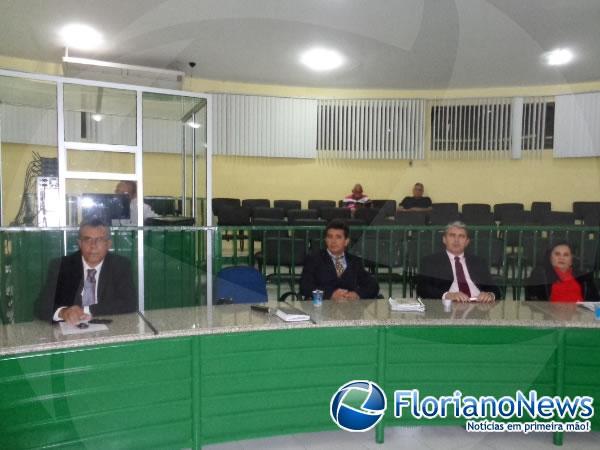 Apresentação de projetos marca a primeira Sessão Ordinária do mês de março(Imagem:FlorianoNews)