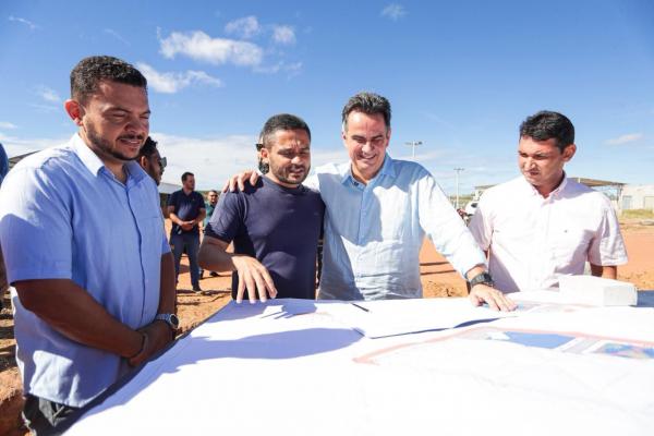 Ciro Nogueira inaugura obras e anuncia recursos em agenda nas cidades de Canto do Buriti e Pavussu(Imagem:Ascom )