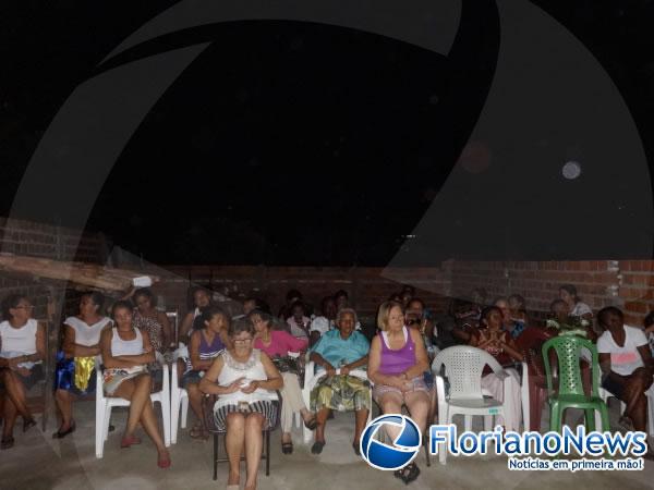 Associa&ccedil;&atilde;o dos Portadores de C&acirc;ncer realizou festa em homenagem ao Dia das M&atilde;es.(Imagem:FlorianoNews)