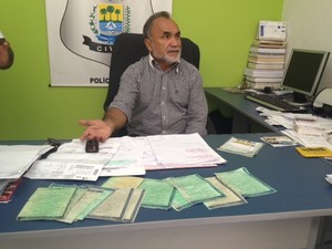 Polícia prende estelionatários que garantiam benefícios no Detran-PI