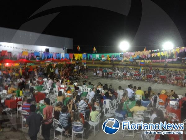 Quadrilha do Col&eacute;gio Industrial S&atilde;o Francisco de Assis(Imagem:FlorianoNews)