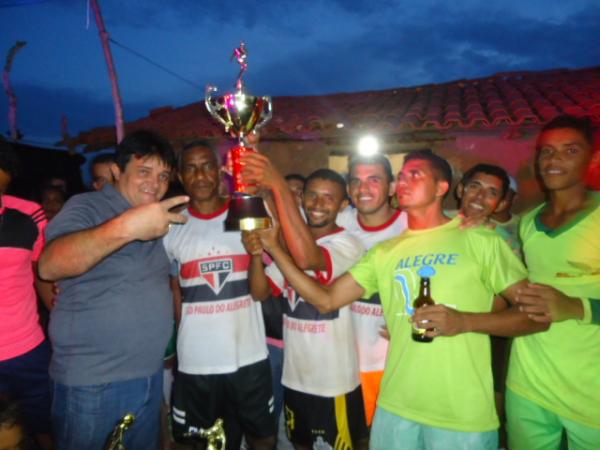 S&atilde;o Paulo vence Barcelona na final do Campeonato Interiorano de Futebol.(Imagem:FlorianoNews)