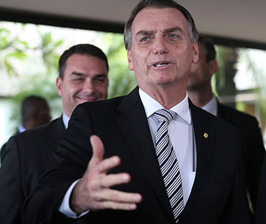 Bolsonaro volta a defender turismo como fórmula para preservar meio ambiente