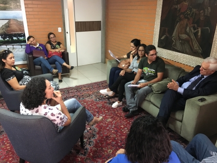 Presidente da Alepi recebe categorias da saúde
