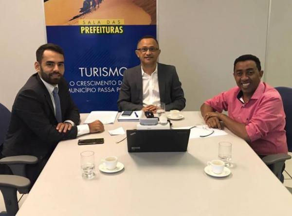 Prefeitura busca habilitar Floriano para acesso a linhas de créditos em mobilidade urbana