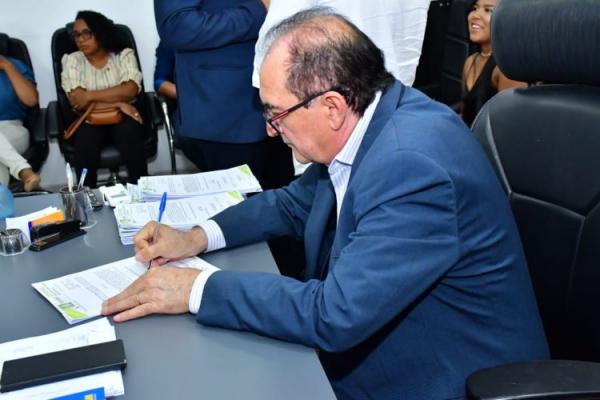 Prefeito Ant&ocirc;nio Reis(Imagem:Secom)