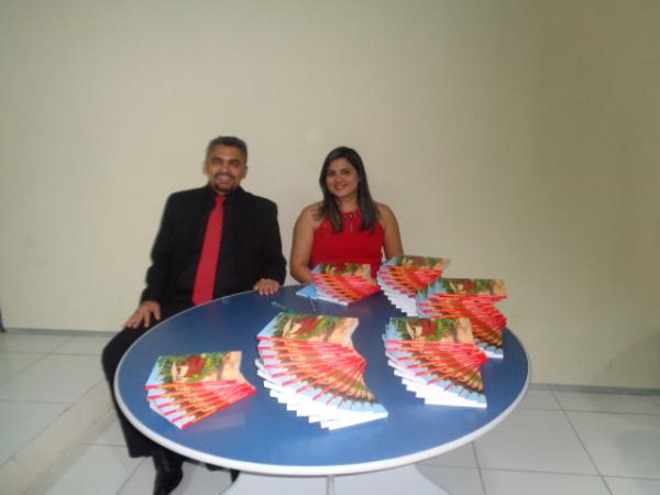 Marques Bezerra lança obra intitulada