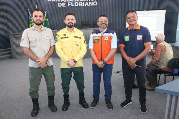 Sedec participa, em Floriano, de palestra sobre monitoramento s&iacute;smico na preven&ccedil;&atilde;o de desastres.(Imagem:Divulga&ccedil;&atilde;o)